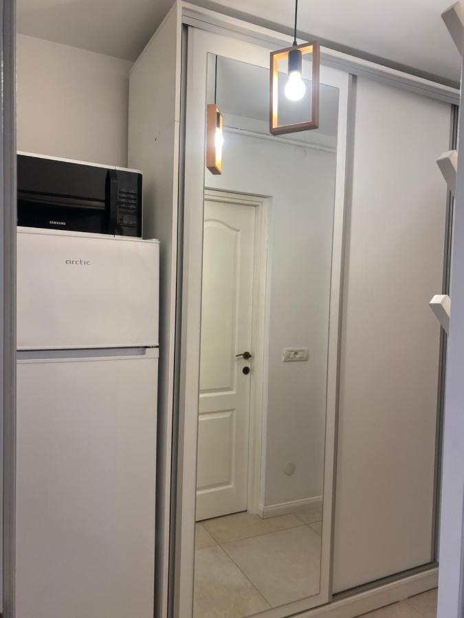Virginia'S Studio Pitesti Ngoại thất bức ảnh